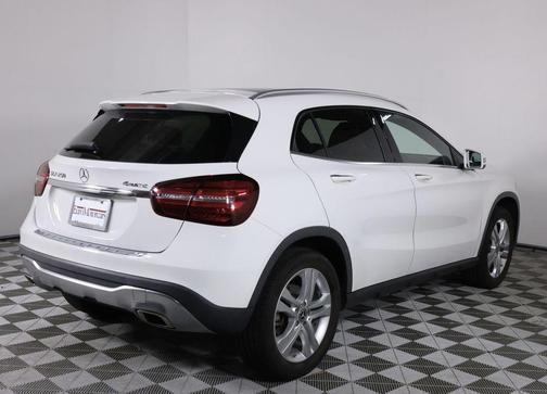Polar White 2020 Mercedes-Benz GLA 250 4MATIC