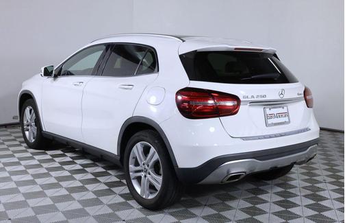 Polar White 2020 Mercedes-Benz GLA 250 4MATIC
