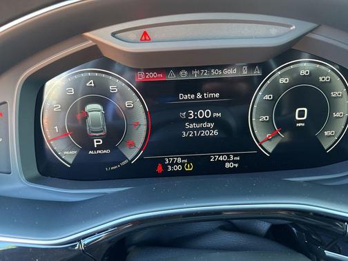 Glacier White Metallic 2025 Audi Q8 55 Prestige