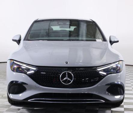 MANUFAKTUR Alpine Grey Non-Metallic 2024 Mercedes-Benz EQE 350 4MATIC