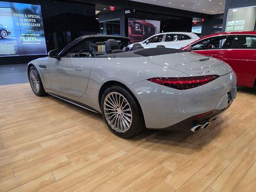 2023 Mercedes-Benz AMG SL 43 Base