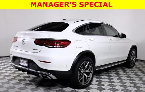 2022 Mercedes-Benz GLC 300 4MATIC Coupe