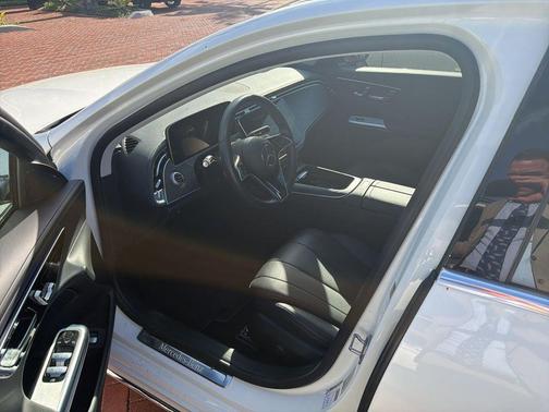 Polar White 2025 Mercedes-Benz E-Class E 350