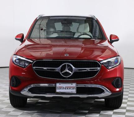 2025 Mercedes-Benz GLC 300 4MATIC