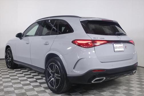 2025 Mercedes-Benz GLC 300 4MATIC