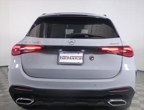 2025 Mercedes-Benz GLC 300 4MATIC