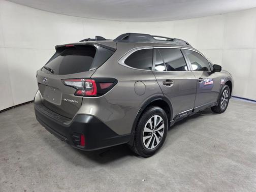 Brilliant Bronze Metallic 2021 Subaru Outback Premium