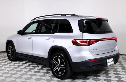2023 Mercedes-Benz EQB 300 4MATIC