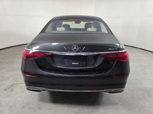 Graphite Grey Metallic 2022 Mercedes-Benz S-Class S 580 4MATIC