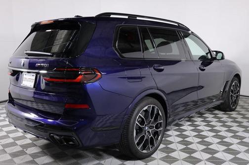 2026 BMW X7 M60i