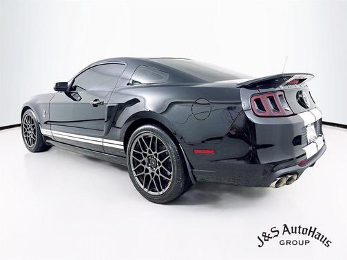 2013 Ford Shelby GT500 Base