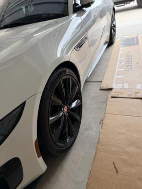 2021 Jaguar F-TYPE R