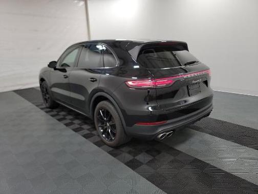 2022 Porsche Cayenne S