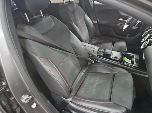 2022 Mercedes-Benz A-Class A 220 4MATIC