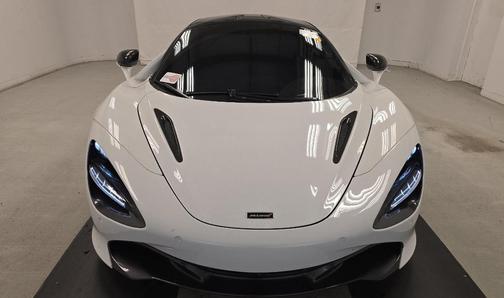 2018 McLaren 720S Base