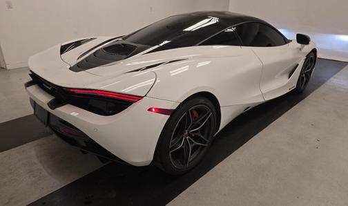 2018 McLaren 720S Base