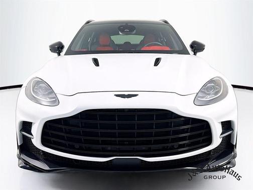 2023 Aston Martin DBX 707
