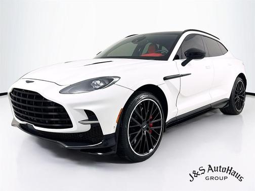 2023 Aston Martin DBX 707