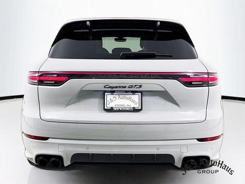 2022 Porsche Cayenne GTS