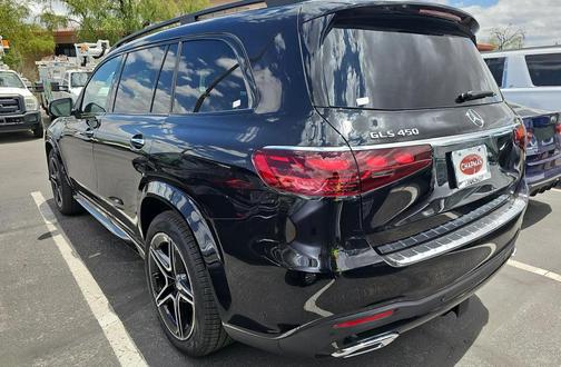 2025 Mercedes-Benz GLS 450 4MATIC