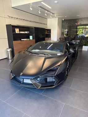 2024 Lamborghini Revuelto Base