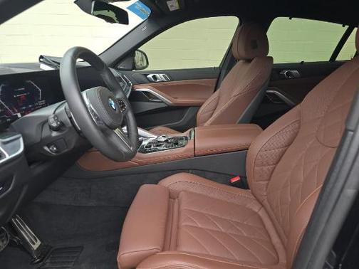 2024 BMW X6 xDrive40i