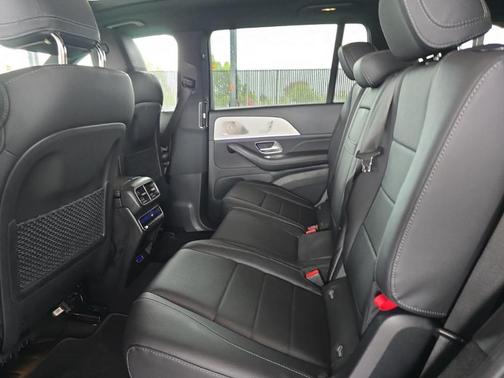 2024 Mercedes-Benz GLS 450 4MATIC