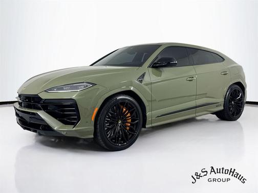 2025 Lamborghini Urus SE