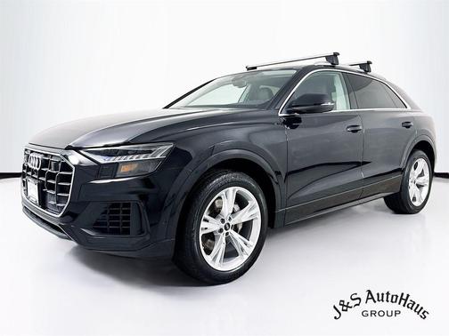 2023 Audi Q8 55 Premium Plus