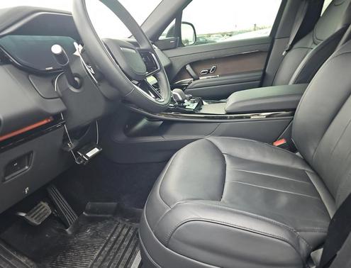 2023 Land Rover Range Rover Sport SE