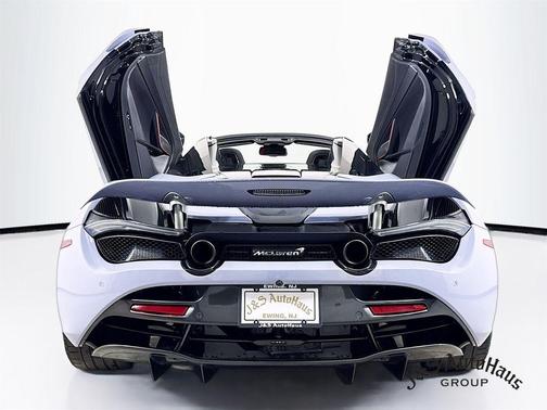 2021 McLaren 720S Base