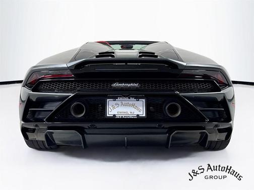 Gray 2021 Lamborghini Huracan EVO Base