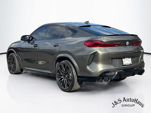 Manhattan Green Metallic 2023 BMW X6 M Base