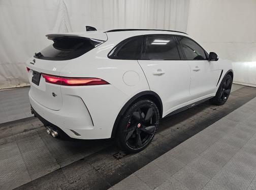 2023 Jaguar F-PACE SVR