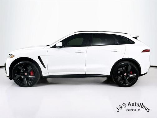 2023 Jaguar F-PACE SVR