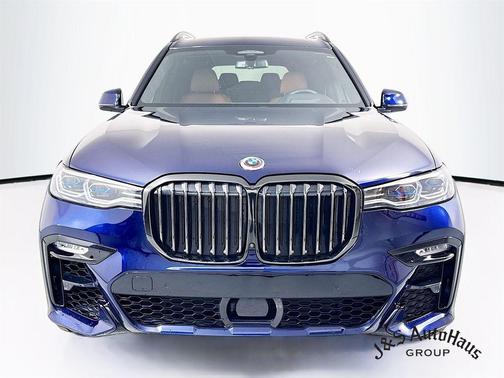 2022 BMW X7 M50i