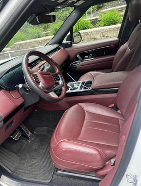 2023 Land Rover Range Rover P530 SE