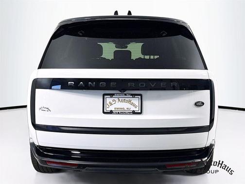 2023 Land Rover Range Rover P530 SE