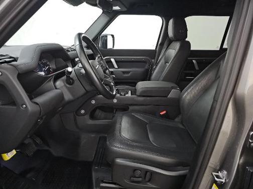 2023 Land Rover Defender 110 X-Dynamic SE