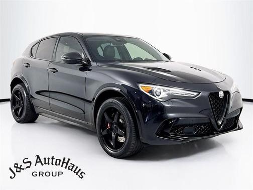 2021 Alfa Romeo Stelvio Quadrifoglio