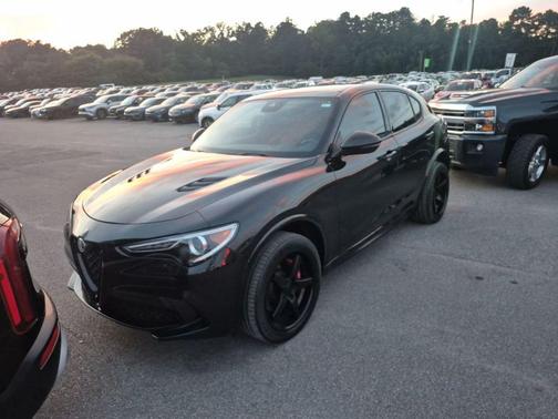 2021 Alfa Romeo Stelvio Quadrifoglio