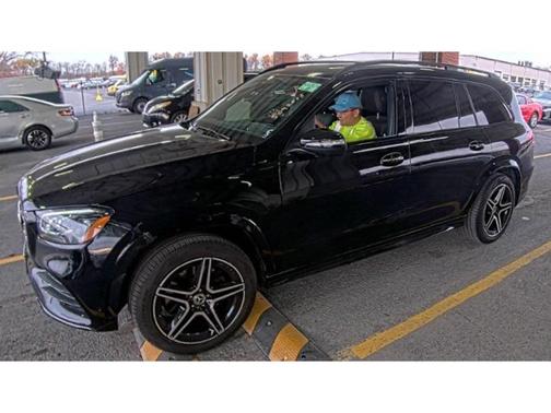 2022 Mercedes-Benz GLS 450 4MATIC