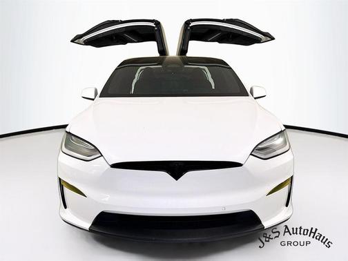 2022 Tesla Model X Base