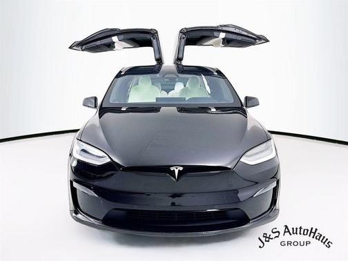2022 Tesla Model X Base