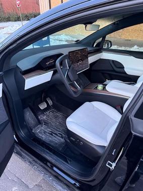 2022 Tesla Model X Base