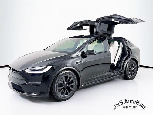 2022 Tesla Model X Base