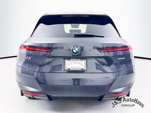 2022 BMW iX xDrive50