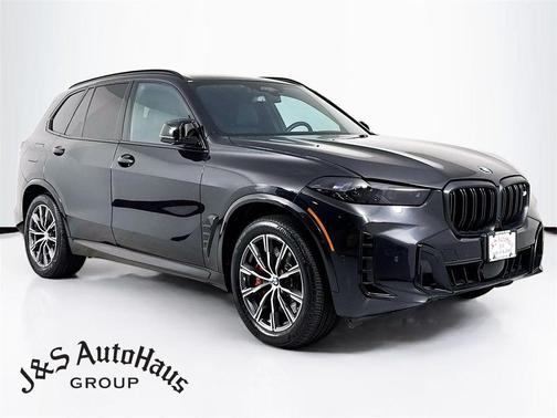 2025 BMW X5 M60i