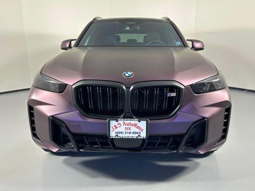 2025 BMW X5 M60i