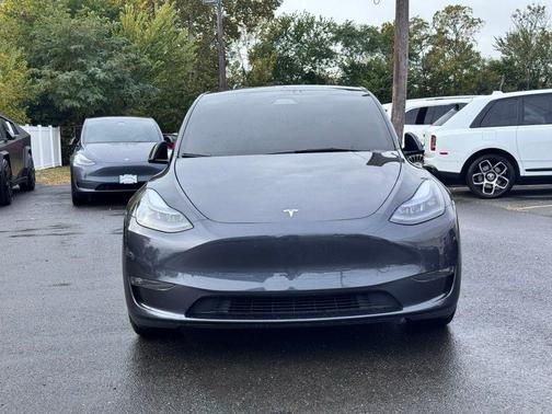 2025 Tesla Model Y Performance